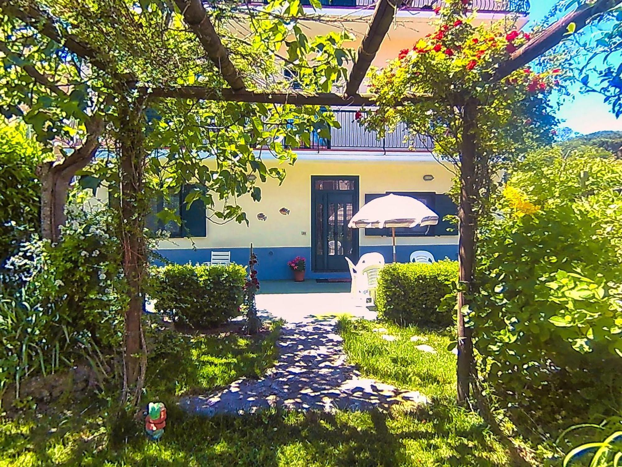 Apartmán House Rene Agerola Exteriér fotografie